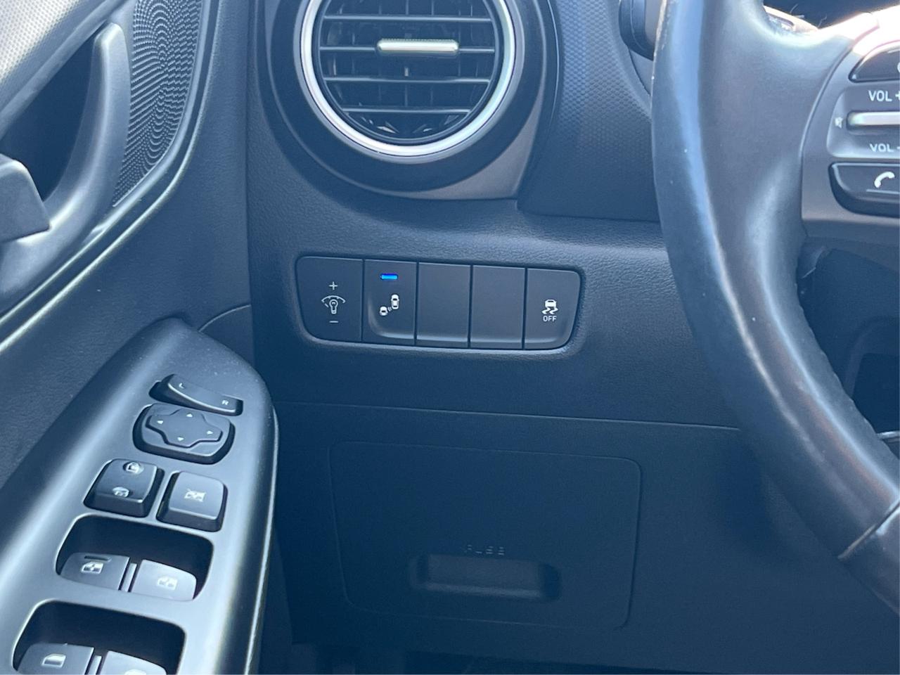 2019 Hyundai KONA ONE OWNER Preferred  MINT WE FINANCE ALL CREDIT Photo