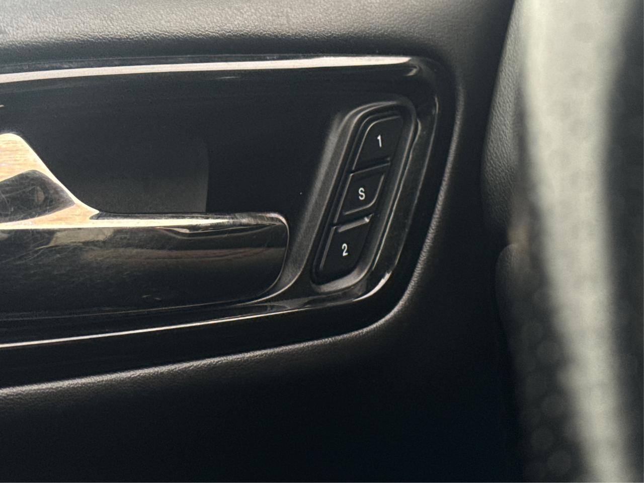 2023 Dodge Durango NAV LEATHER SUNROOF LOADED! WE FINANCE ALL CREDIT Photo