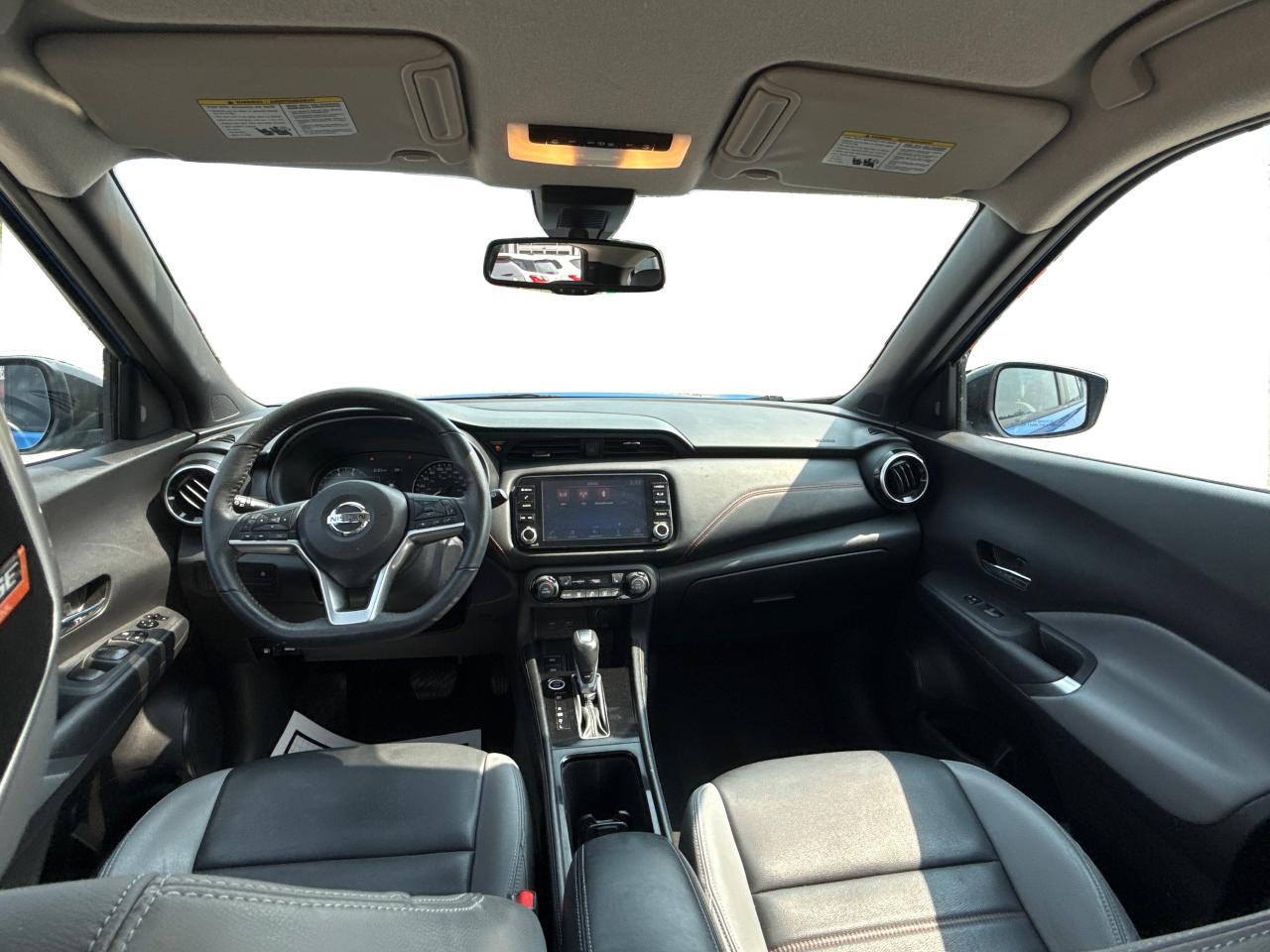 2021 Nissan Kicks SR LOW KM MINT! MUST SEE WE FINANCE ALL CREDIT Photo