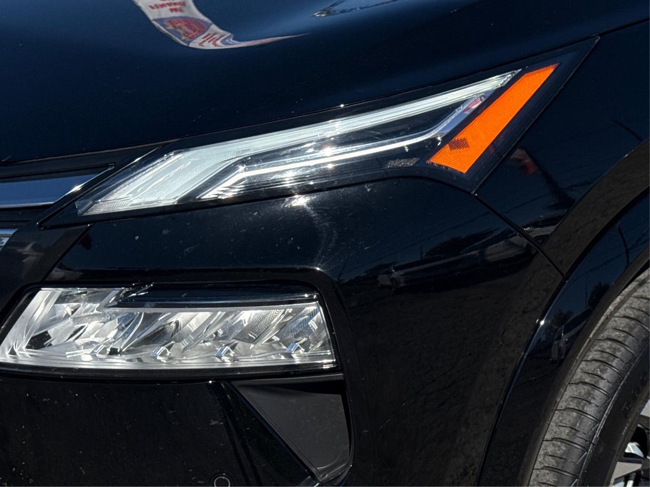 2024 Nissan Rogue NAV LEATHER SUNROOF LOW KM! WE FINANCE ALL CREDIT Photo