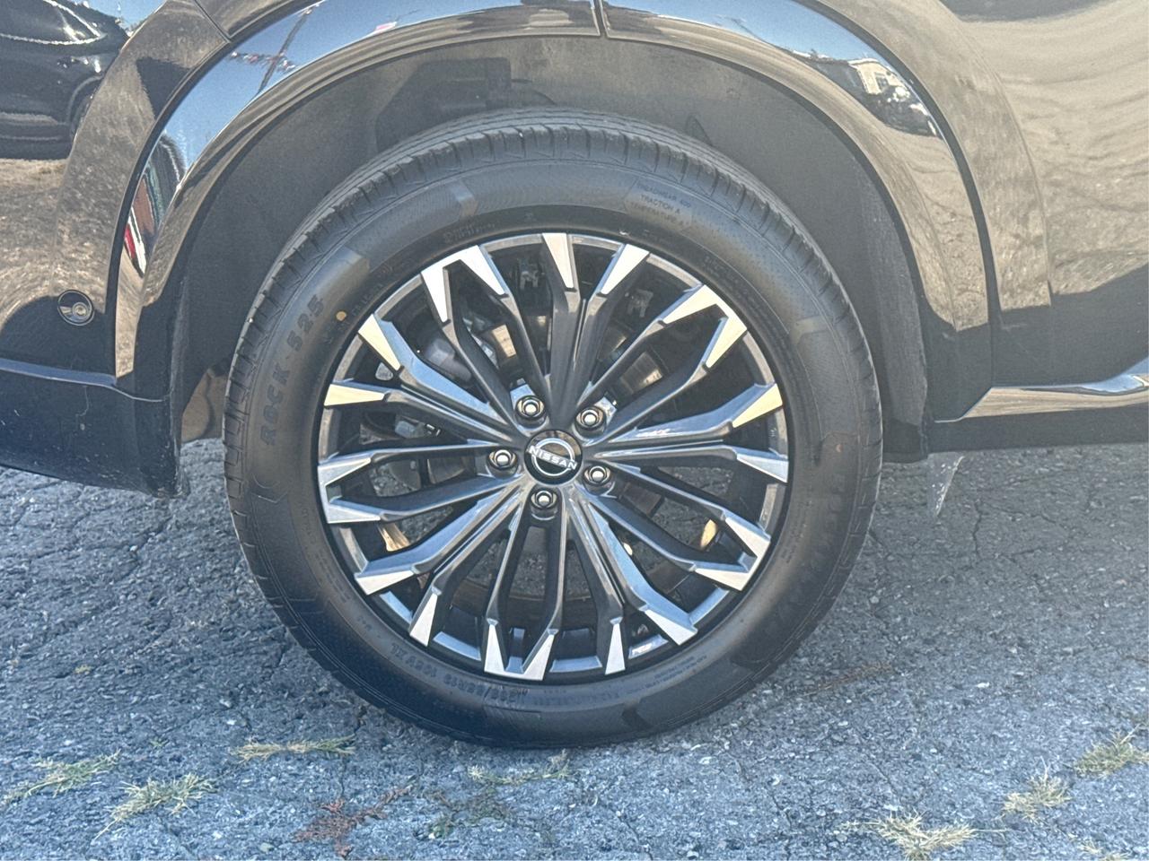 2024 Nissan Rogue NAV LEATHER SUNROOF LOW KM! WE FINANCE ALL CREDIT Photo