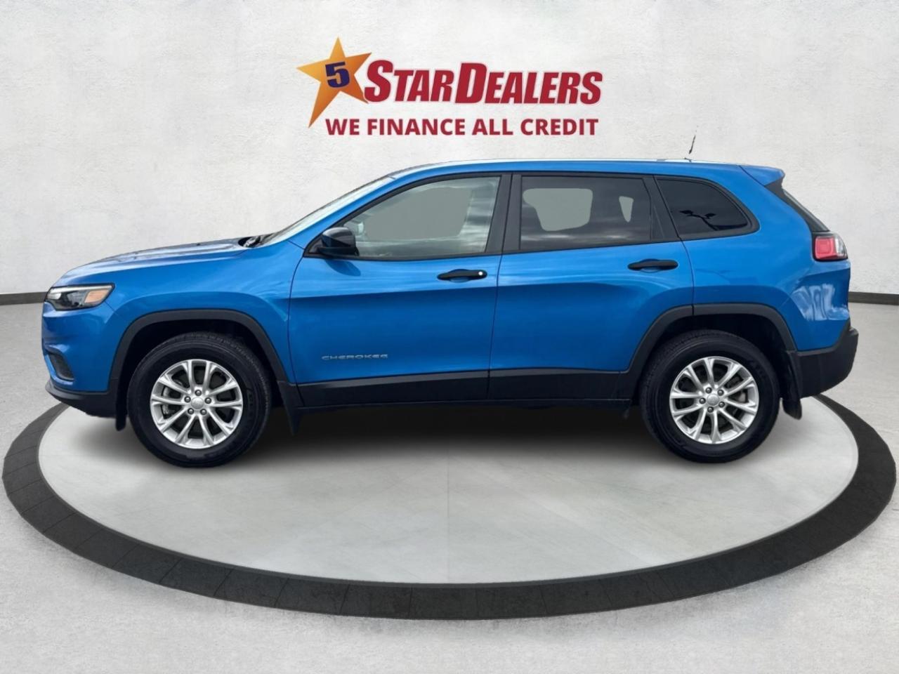 2022 Jeep Cherokee AWD HEATED SEATS REAR CAM WE FINANCE ALL CREDIT Photo