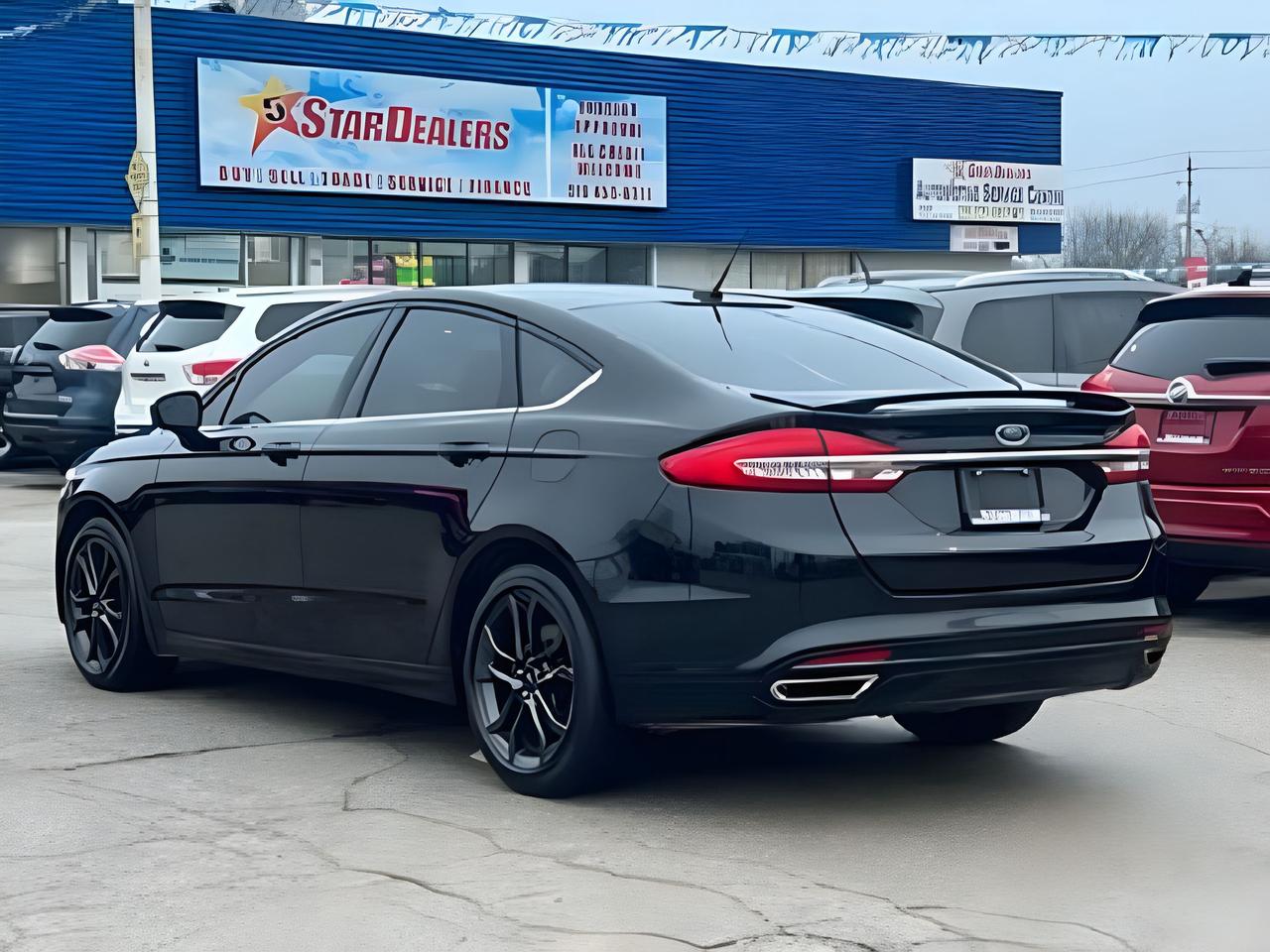 2018 Ford Fusion AWD NAV LEATHER ROOF LOADED WE FINANCE ALL CREDIT Photo2