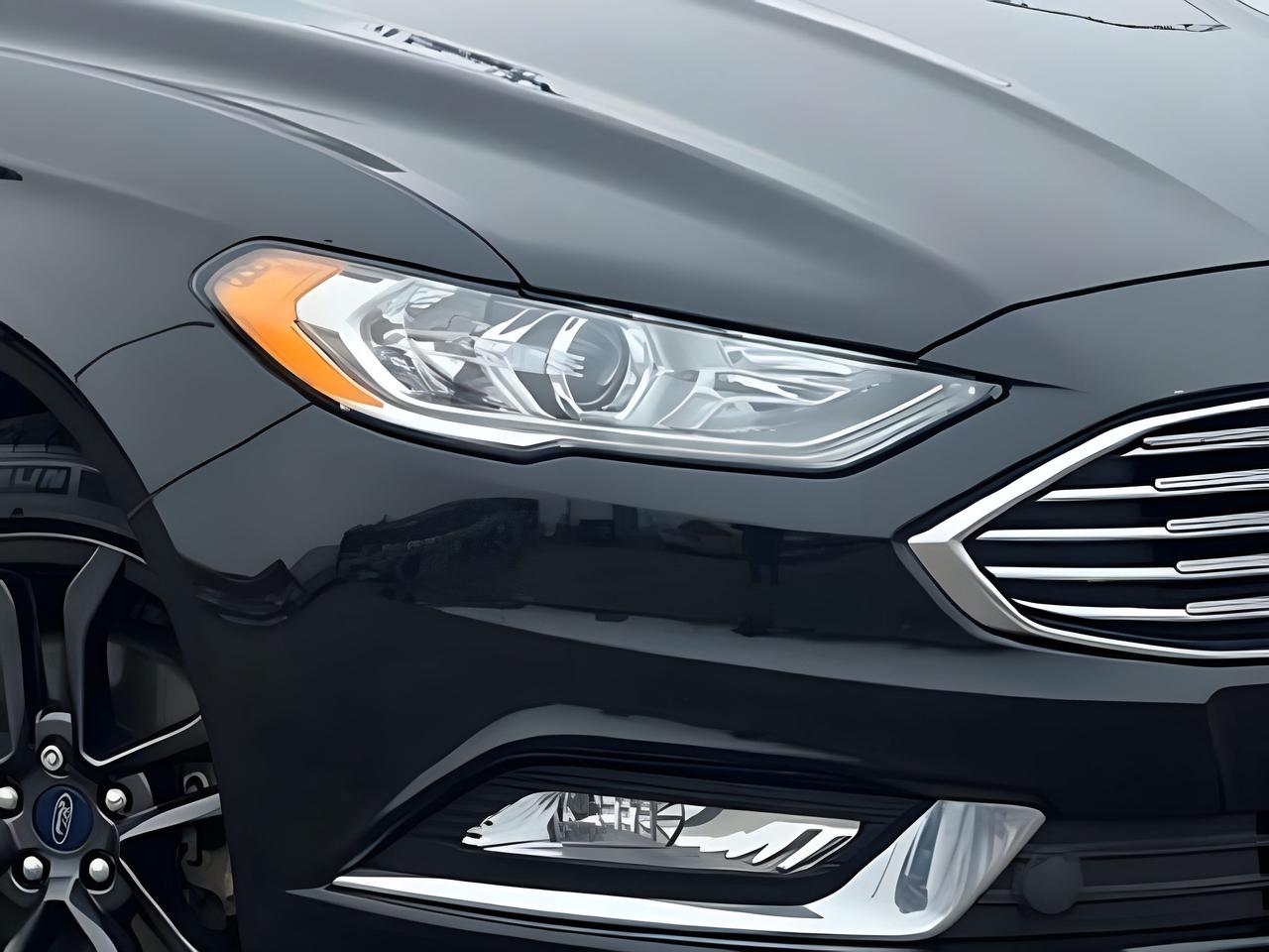 2018 Ford Fusion AWD NAV LEATHER ROOF LOADED WE FINANCE ALL CREDIT Photo