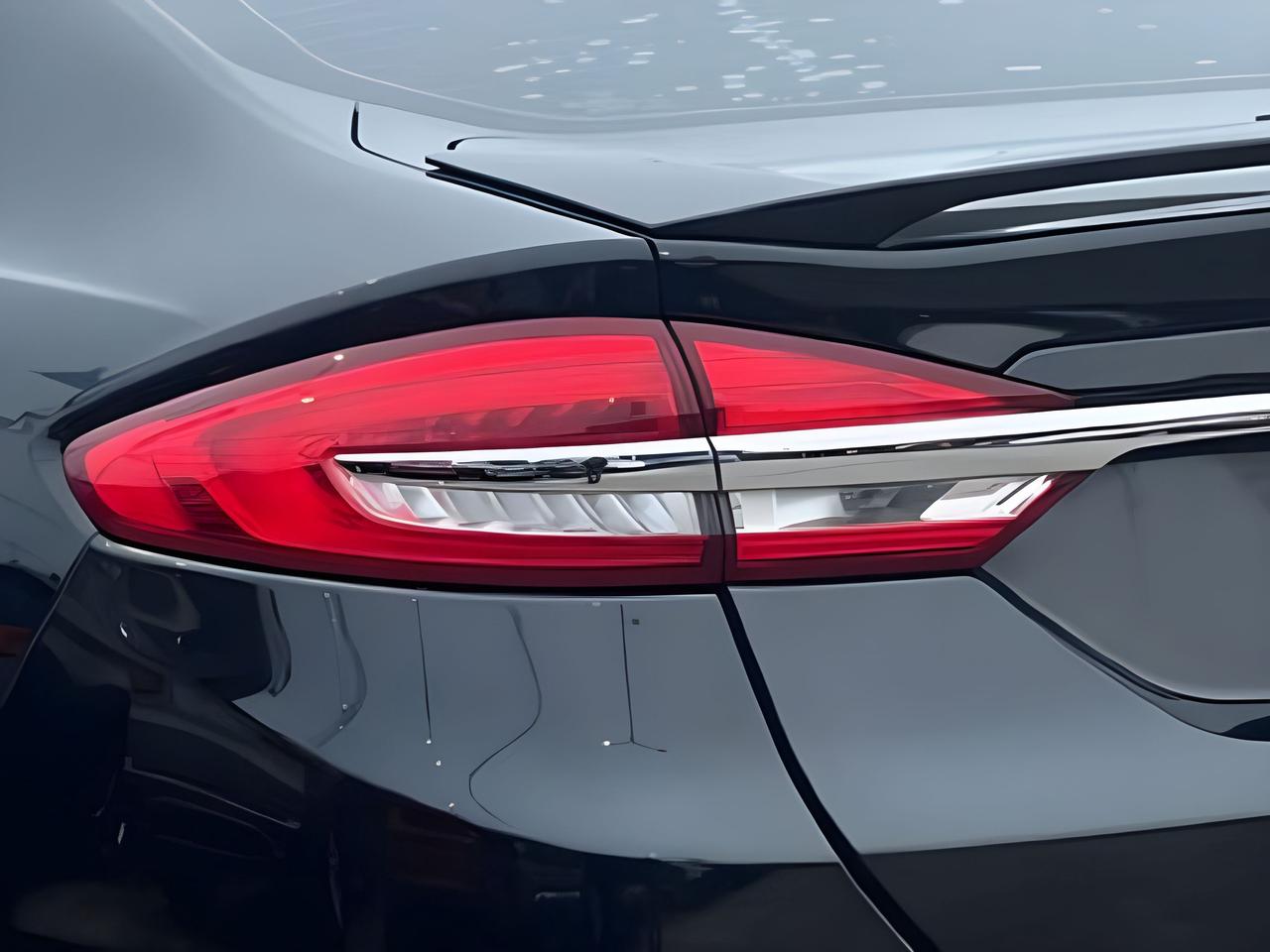 2018 Ford Fusion AWD NAV LEATHER ROOF LOADED WE FINANCE ALL CREDIT Photo