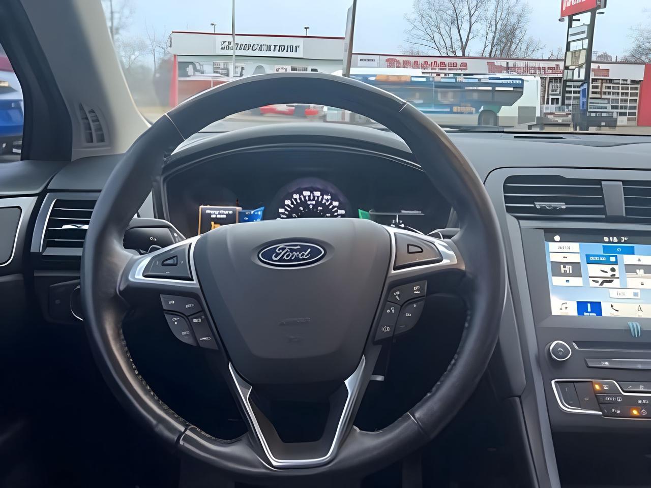 2018 Ford Fusion AWD NAV LEATHER ROOF LOADED WE FINANCE ALL CREDIT Photo