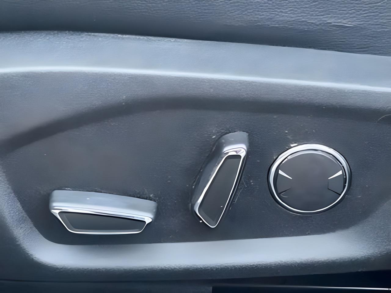 2018 Ford Fusion AWD NAV LEATHER ROOF LOADED WE FINANCE ALL CREDIT Photo