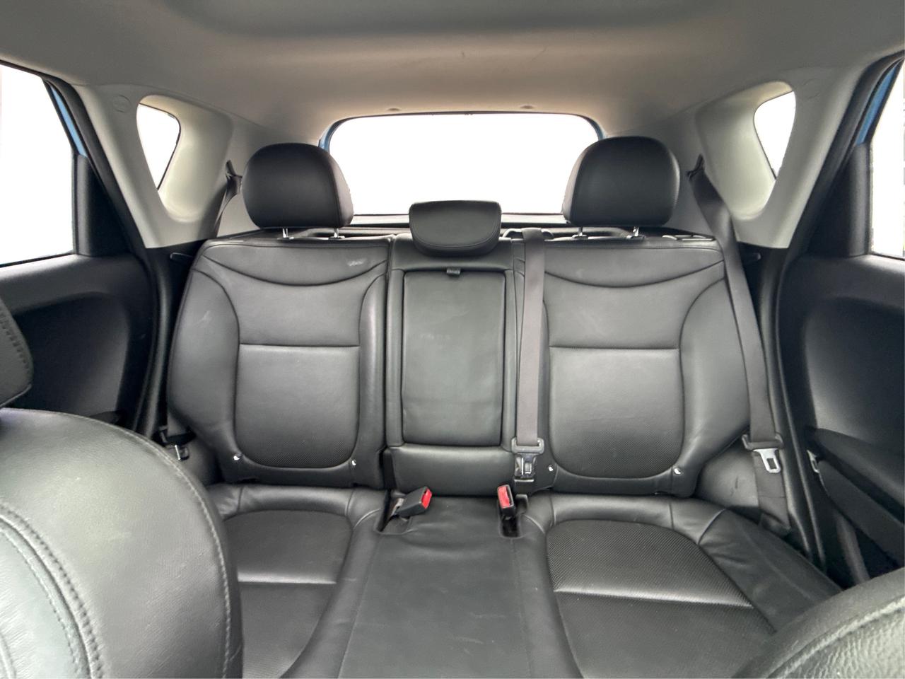 2016 Kia Soul Luxury CLEAN MUST SEE WE FINANCE ALL CREDIT Photo