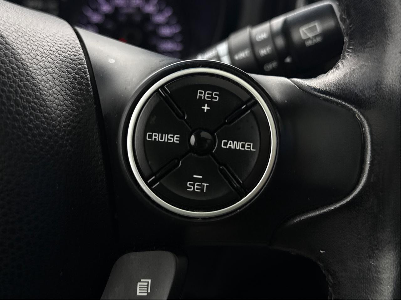 2016 Kia Soul Luxury CLEAN MUST SEE WE FINANCE ALL CREDIT Photo