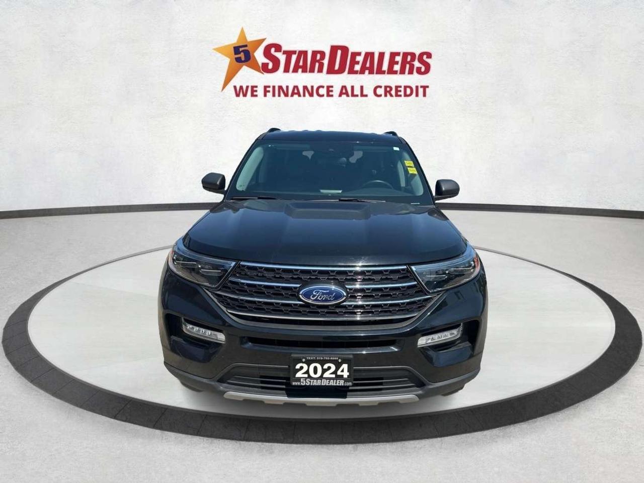 2024 Ford Explorer LEATHER CERTIFIED LOW KM  WE FINANCE ALL CREDIT! Photo