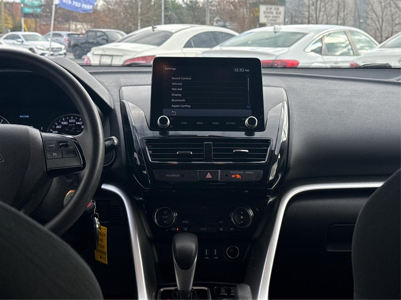 2022 Mitsubishi Eclipse Cross AWD HEATED SEATS CLEAN! WE FINANCE ALL CREDIT! Photo