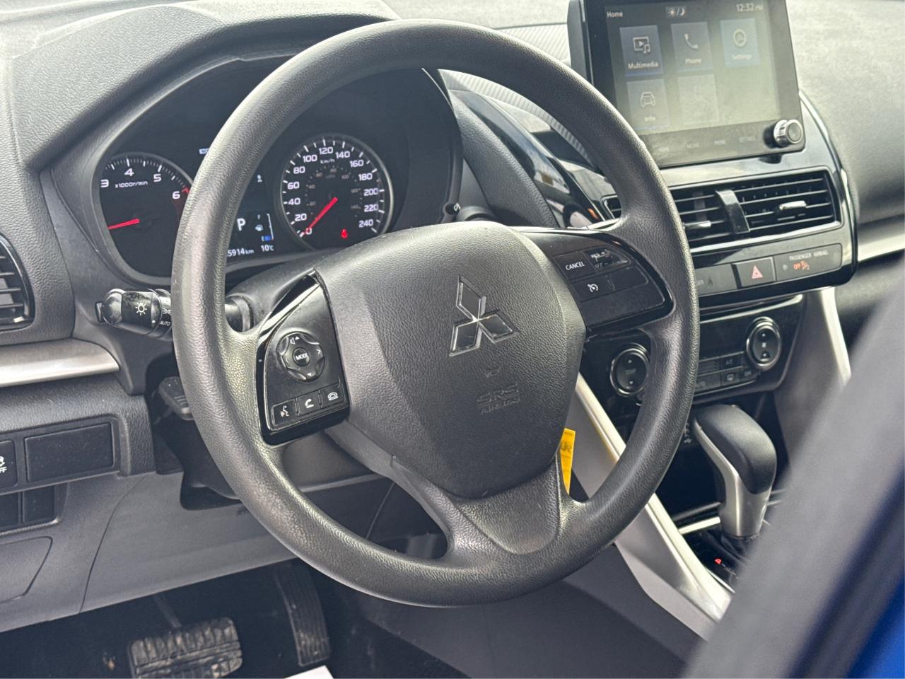 2022 Mitsubishi Eclipse Cross AWD HEATED SEATS CLEAN! WE FINANCE ALL CREDIT! Photo