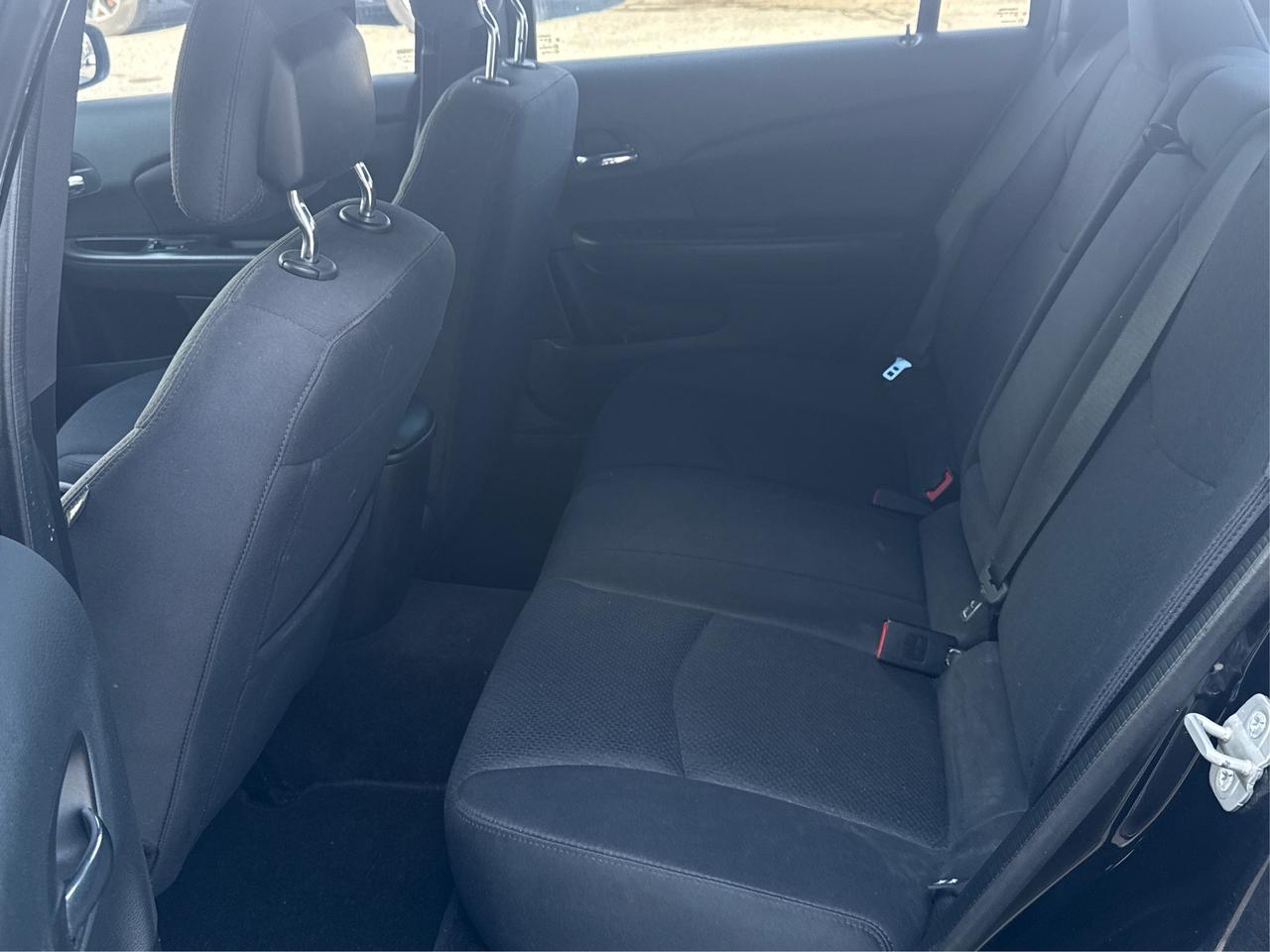 2014 Chrysler 200 CERTIFIED LX V6 WE FINANCE ALL CREDIT!   CLEAN Photo