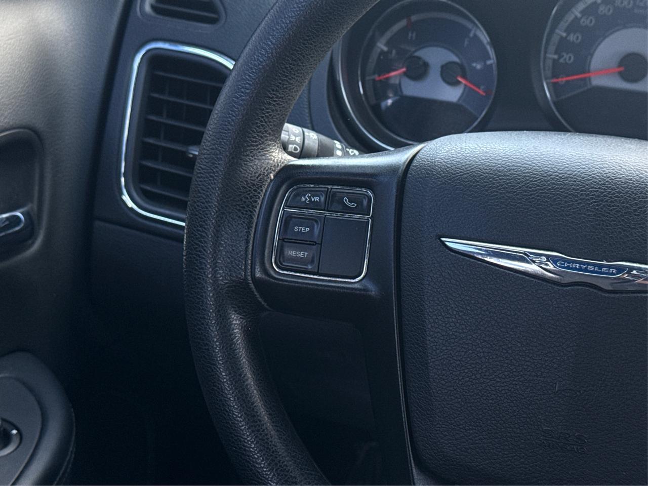 2014 Chrysler 200 CERTIFIED LX V6 WE FINANCE ALL CREDIT!   CLEAN Photo