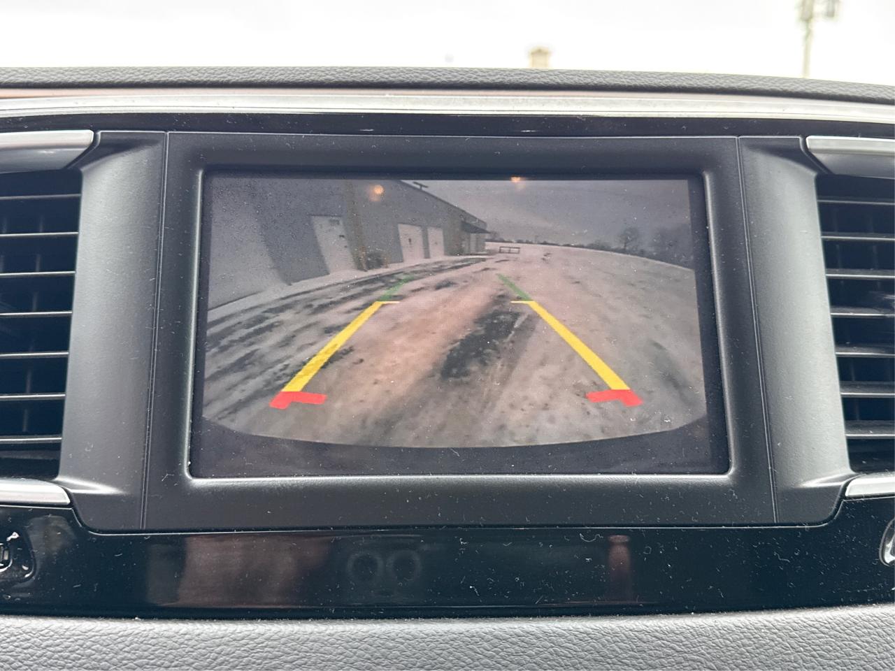 2024 Chrysler Grand Caravan HEATED SEATS CLEAN MUST SEE WE FINANCE ALL CREDIT Photo