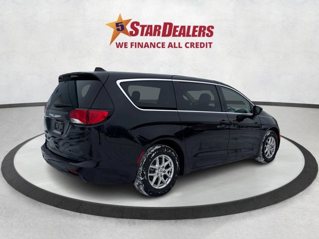 2024 Chrysler Grand Caravan SXT CERTIFIED CLEAN MUST SEE WE FINANCE ALL CREDIT Photo