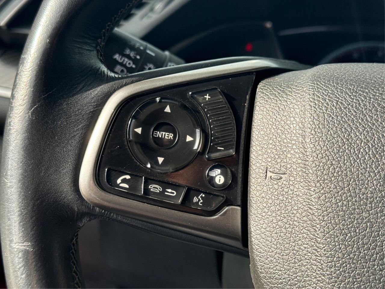 2018 Honda Civic Hatchback SUNROOF HEATED SEATS LOADED WE FINANCE ALL CREDIT! Photo