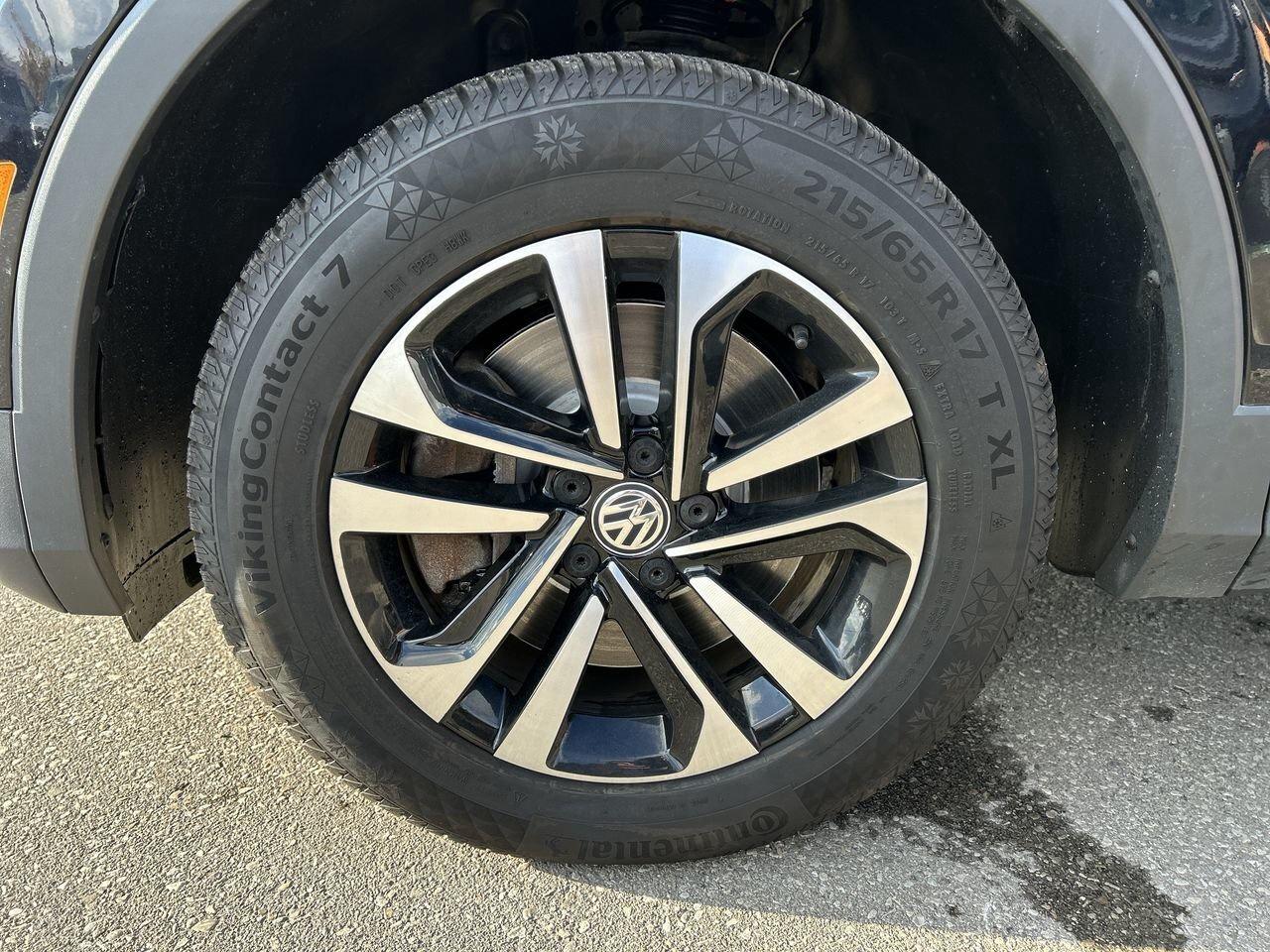 2020 Volkswagen Tiguan IQ Drive 2.0T 4MOTION NEW BRAKES  Panoramic Roof Photo