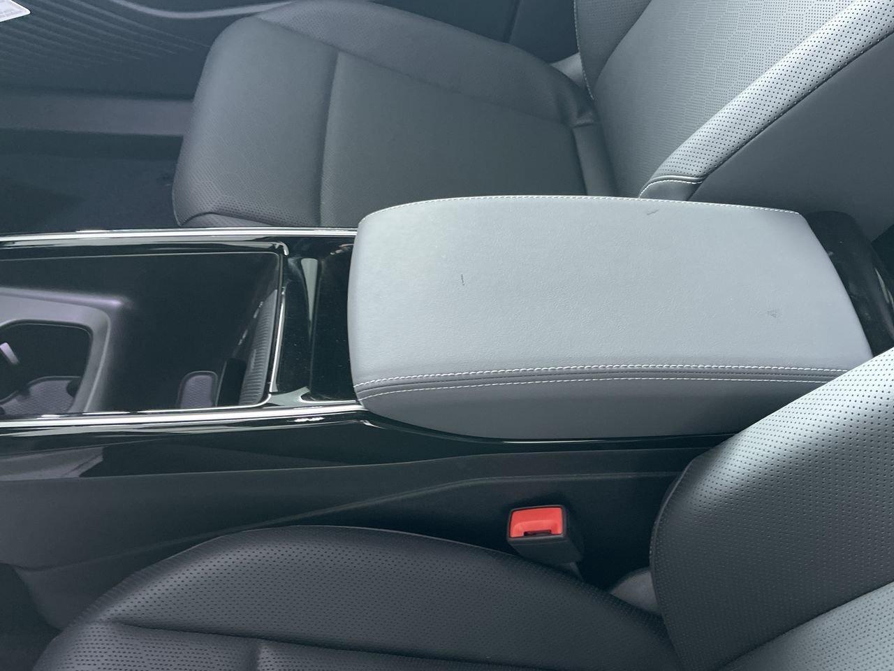 2025 Volkswagen ID.4 Pro S FREE WINTER TIRE SET  2-YEAR PPM FREE  2025 Photo