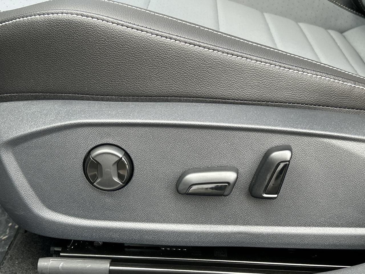 2026 Volkswagen Jetta Comfortline 2026 Jetta  17” Viper Alloy wheels  Ca Photo