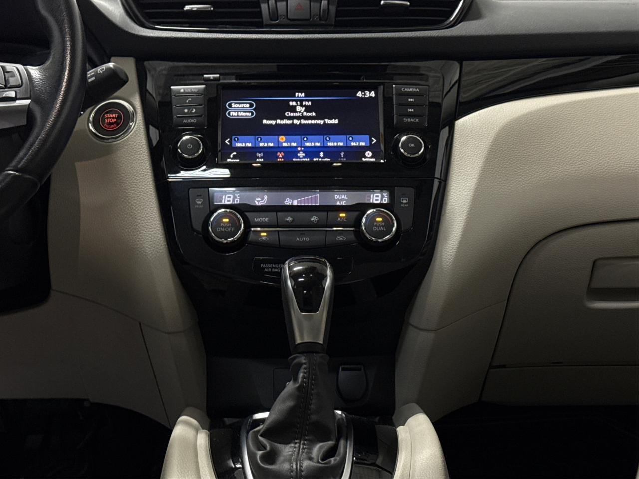 2020 Nissan Qashqai SV SUNROOF HEATD SEAT LOW KM WE FINANCE ALL CREDIT Photo