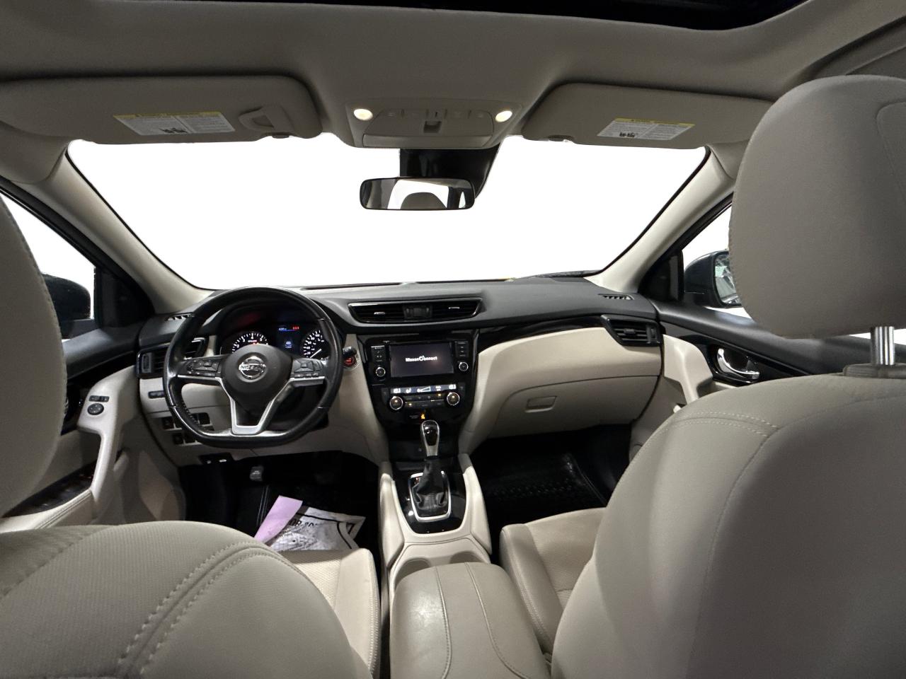 2020 Nissan Qashqai SV SUNROOF HEATD SEAT LOW KM WE FINANCE ALL CREDIT Photo