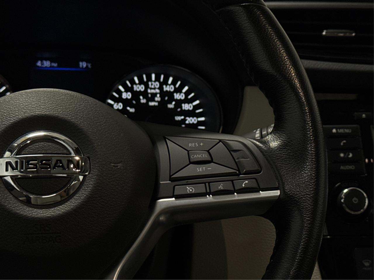 2020 Nissan Qashqai SV SUNROOF HEATD SEAT LOW KM WE FINANCE ALL CREDIT Photo