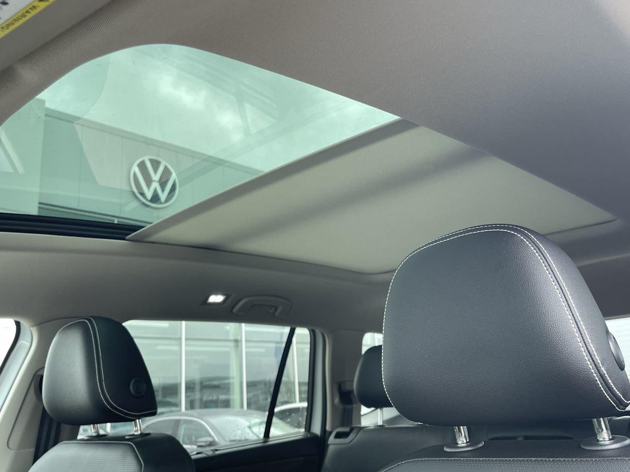 2025 Volkswagen Atlas Highline FREE WINTER TIRE SET  2-YEAR PPM FREE  20 Photo