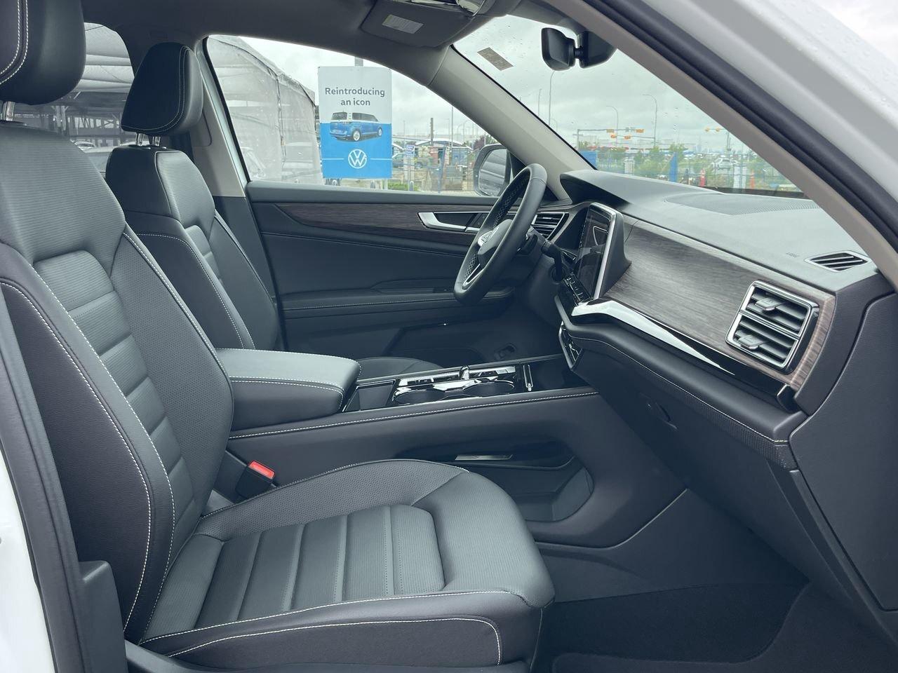 2025 Volkswagen Atlas Highline FREE WINTER TIRE SET  2-YEAR PPM FREE  20 Photo