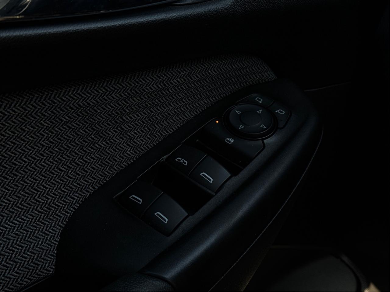 2024 Chevrolet TrailBlazer AWD HEATED SEATS MINT WE FINANCE ALL CREDIT! Photo