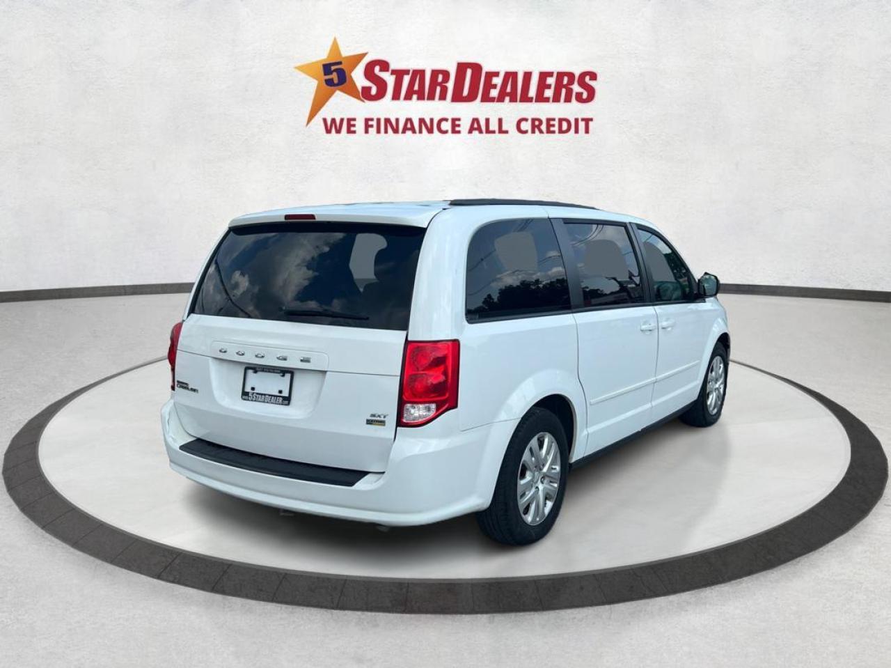 2016 Dodge Grand Caravan SXT CLEAN MUST SEE WE FINANCE ALL CREDIT APPLY NOW Photo