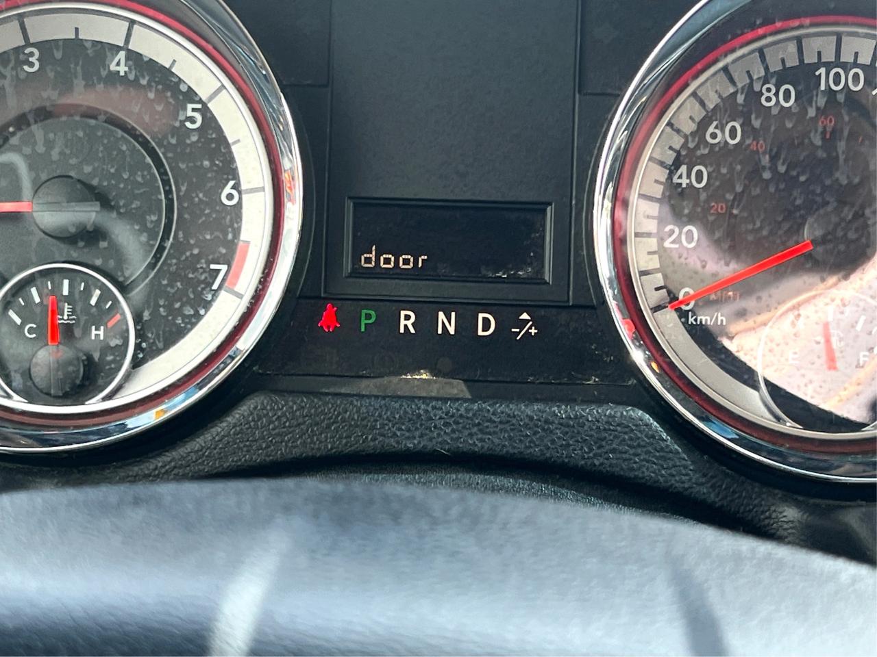 2016 Dodge Grand Caravan SXT CLEAN MUST SEE WE FINANCE ALL CREDIT APPLY NOW Photo