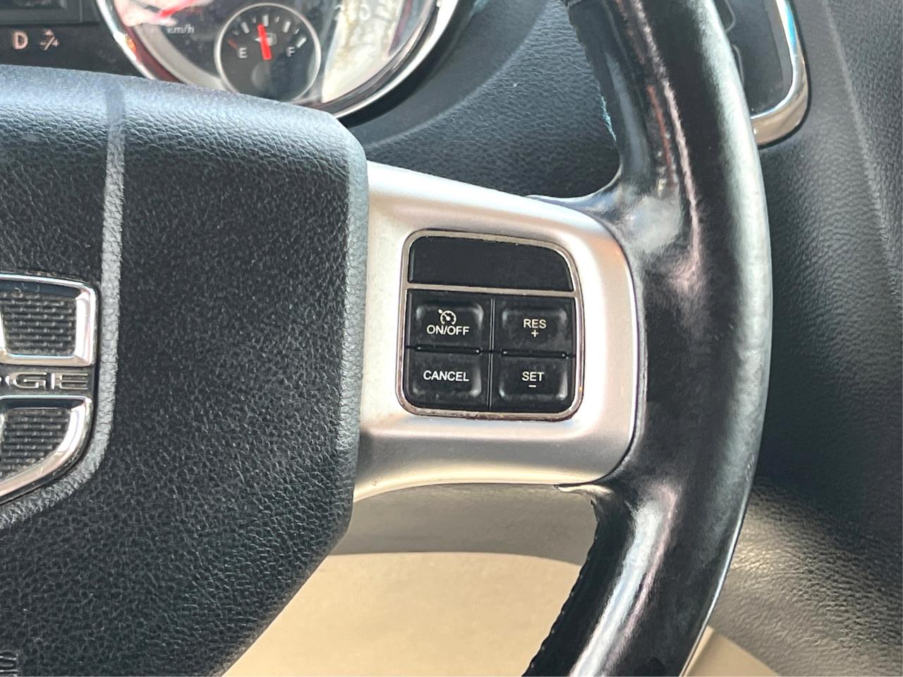 2016 Dodge Grand Caravan SXT CLEAN MUST SEE WE FINANCE ALL CREDIT APPLY NOW Photo