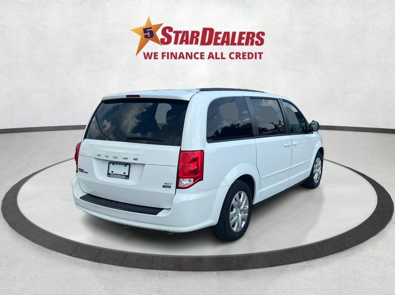 2016 Dodge Grand Caravan SXT CLEAN MUST SEE WE FINANCE ALL CREDIT APPLY NOW Photo