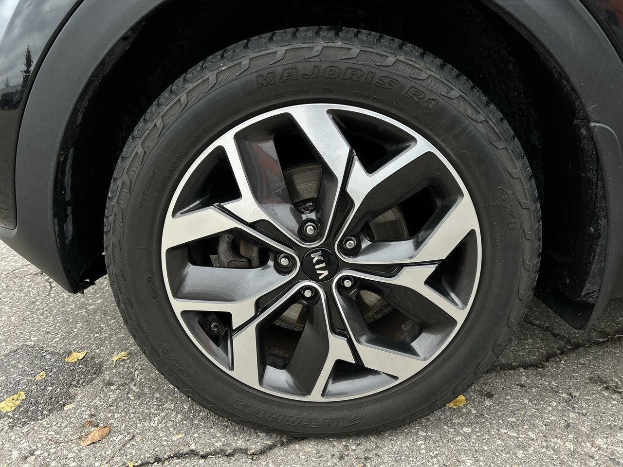 2020 Kia Sportage EX AWD NEW BRAKES  Winter Tires  Panoramic Roof  N Photo