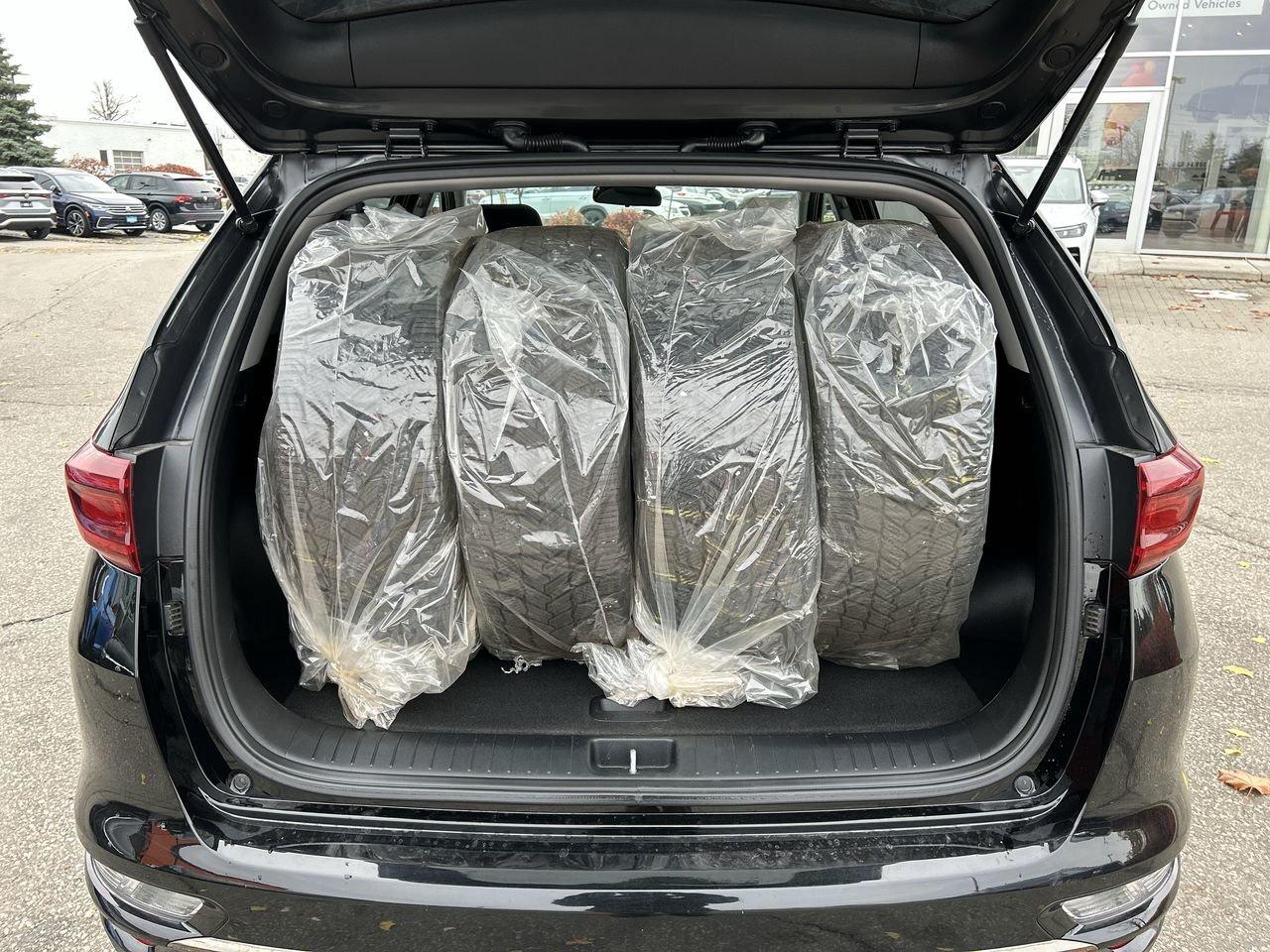 2020 Kia Sportage EX AWD NEW BRAKES  Winter Tires  Panoramic Roof  N Photo