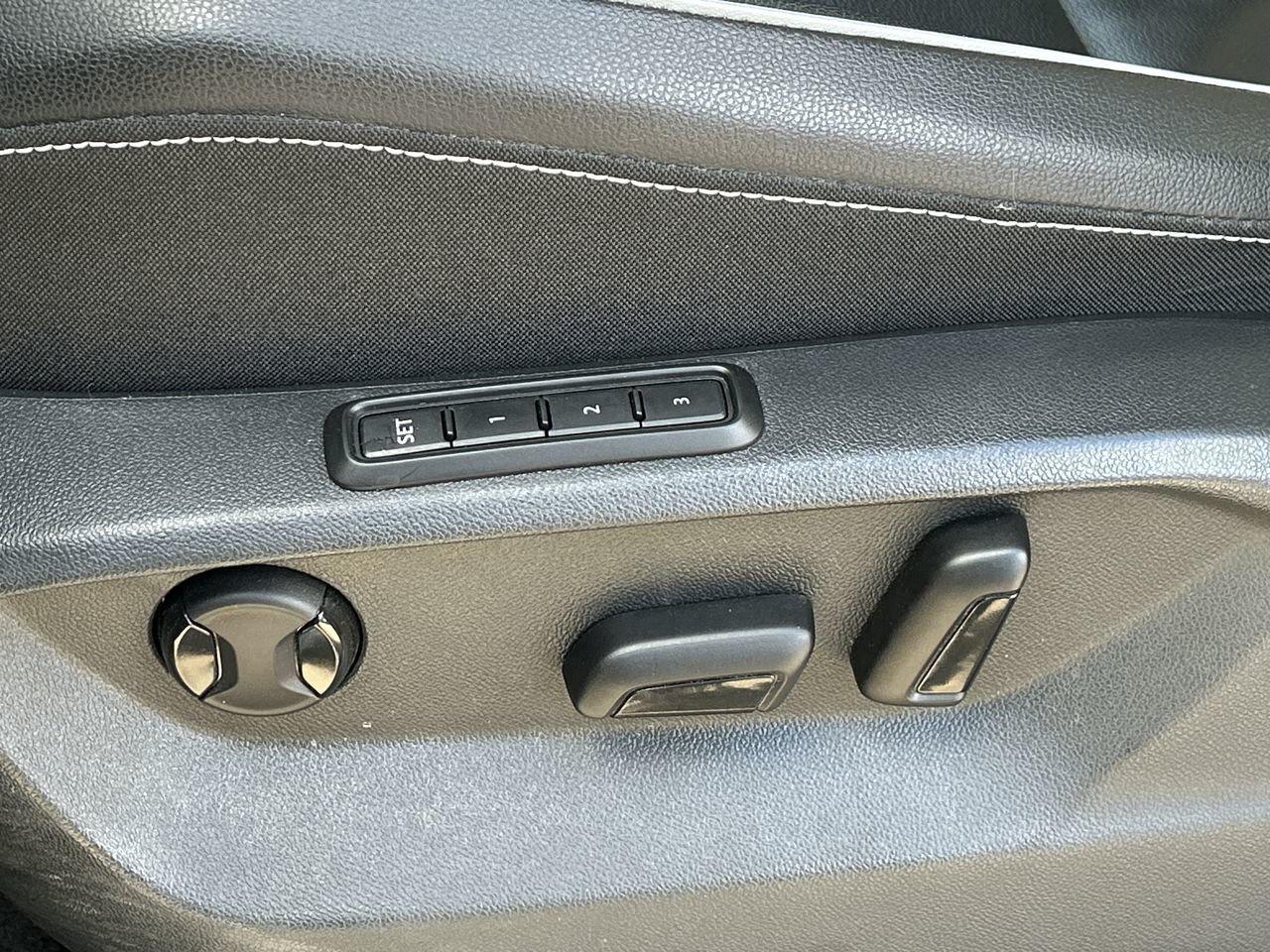 2021 Volkswagen Tiguan Highline 2.0T 4MOTION 4 NEW TIRES  Remote Starter Photo