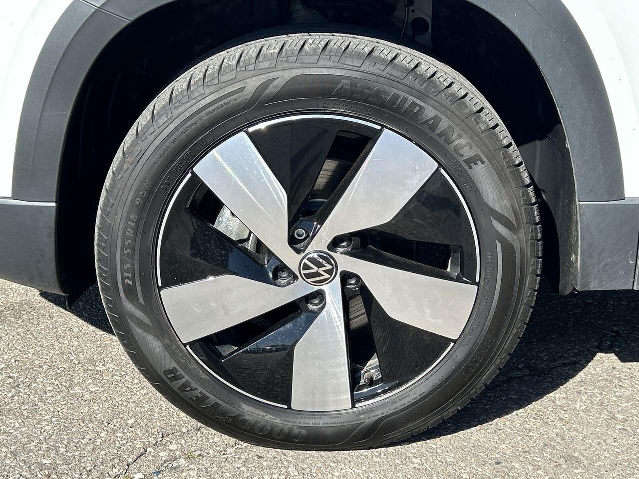 2025 Volkswagen Taos Trendline 4MOTION Adaptive Cruise  Alloy Wheels  M Photo