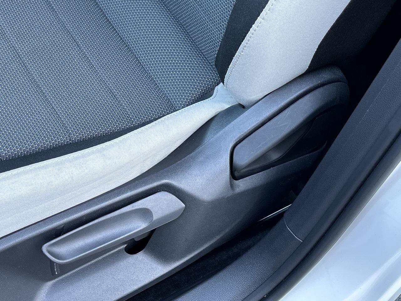 2025 Volkswagen Taos Trendline 4MOTION Adaptive Cruise  Alloy Wheels  M Photo