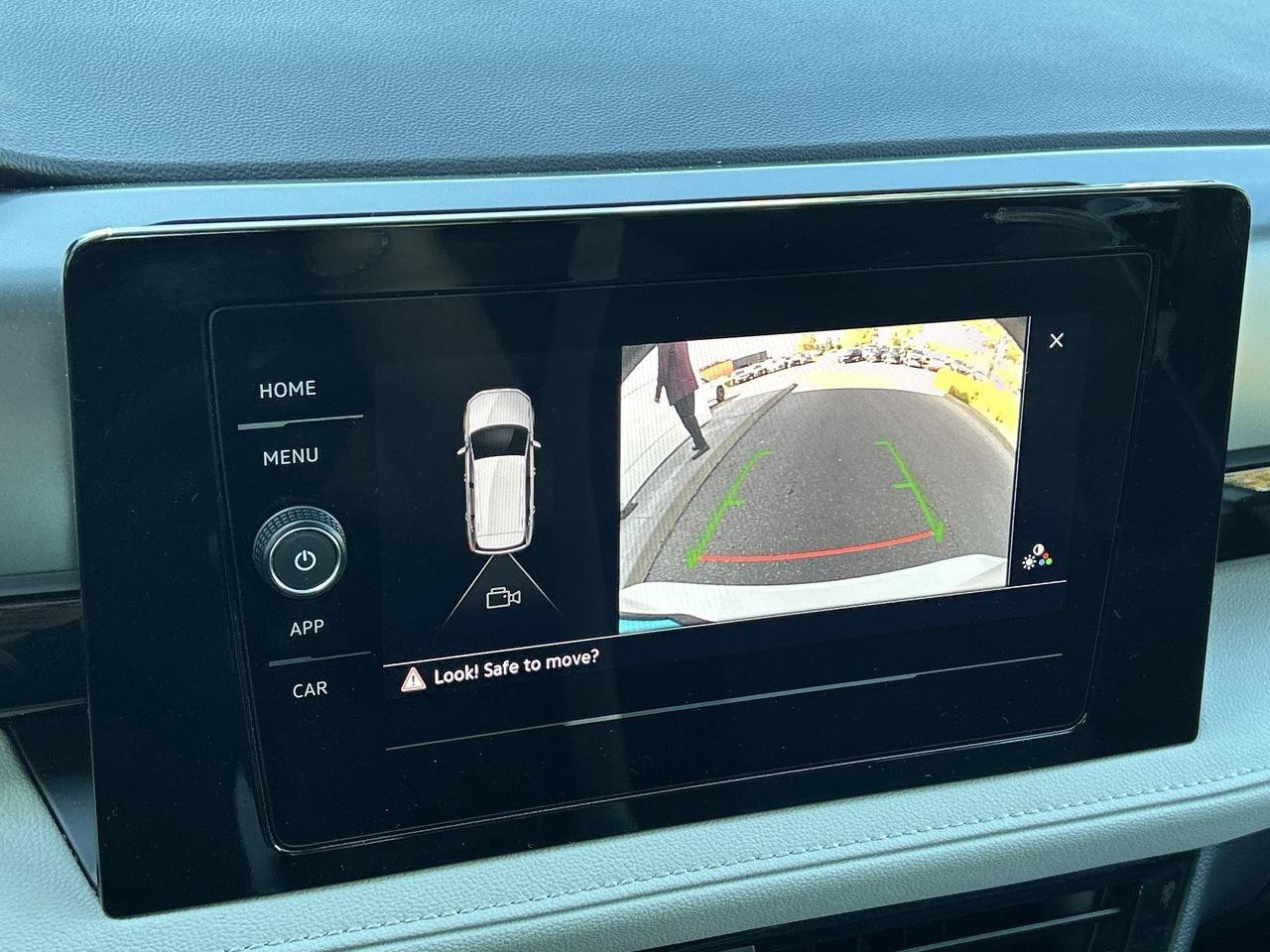 2025 Volkswagen Taos Trendline 4MOTION Adaptive Cruise  Alloy Wheels  M Photo