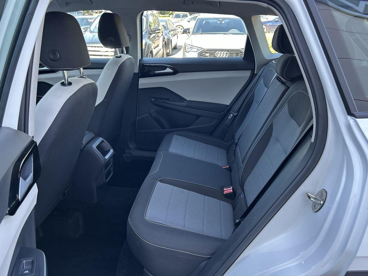 2025 Volkswagen Taos Trendline 4MOTION Adaptive Cruise  Alloy Wheels  M Photo