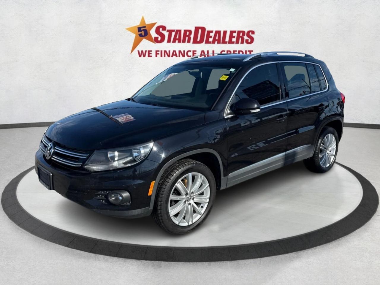 2017 Volkswagen Tiguan PANO ROOF HEATED SEATS CLEAN! WE FINANCE ALL CREDT Photo