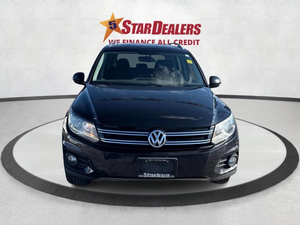 2017 Volkswagen Tiguan PANO ROOF HEATED SEATS CLEAN! WE FINANCE ALL CREDT Photo