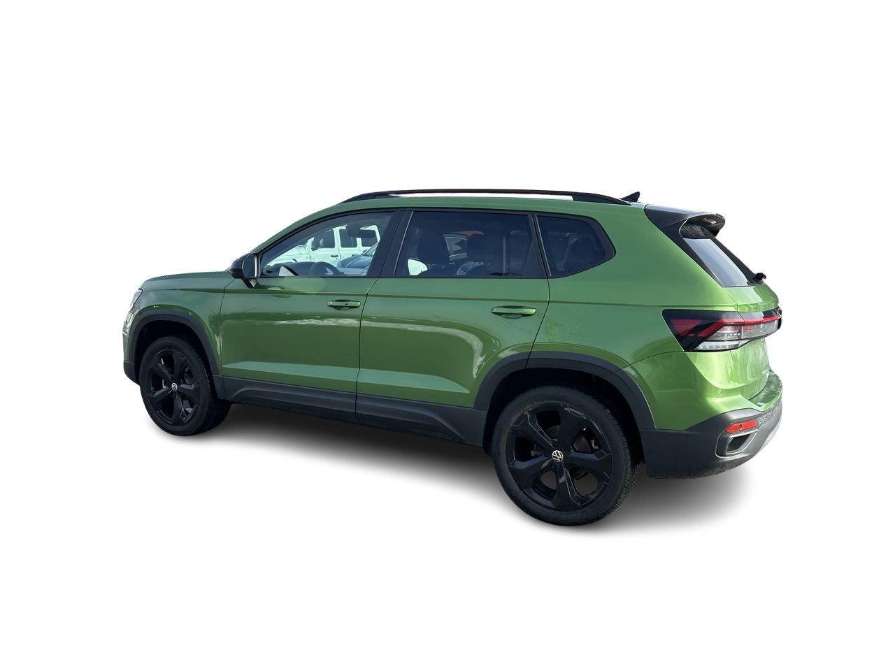 2025 Volkswagen Taos Comfortline Black Edition 4MOTION (LIMITED INVENTO Photo