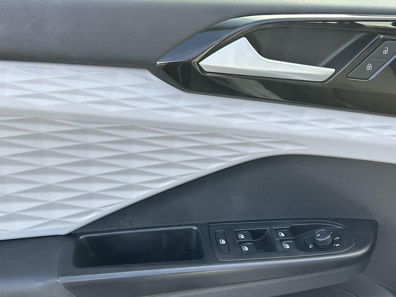 2022 Volkswagen Taos Trendline 1.5T 4MOTION NEW BRAKES  AWD  Android/Ap Photo