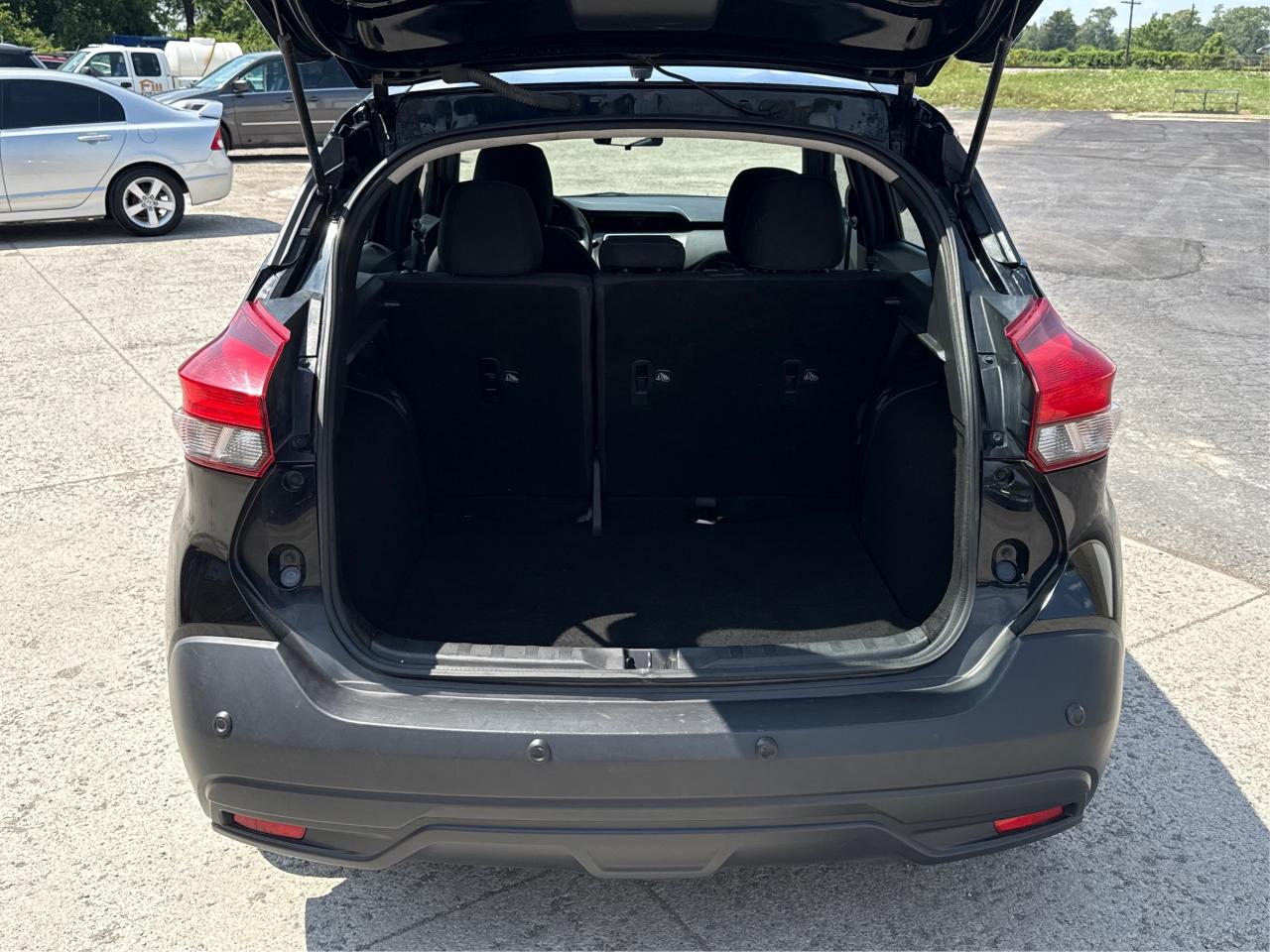 2020 Nissan Kicks BACK-UP CAMERA MINT WE FINANCE ALL CREDIT Photo