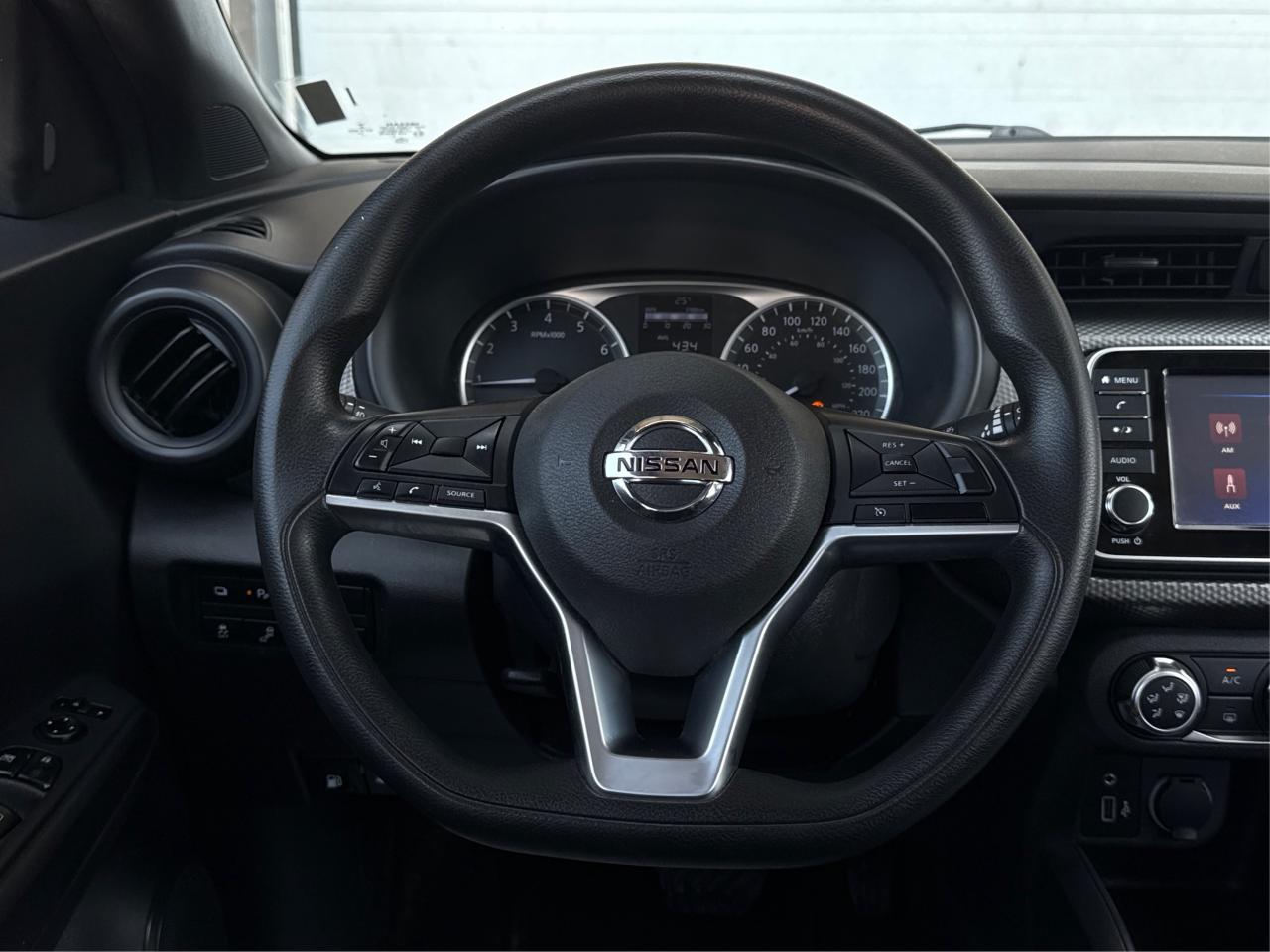 2020 Nissan Kicks BACK-UP CAMERA MINT WE FINANCE ALL CREDIT Photo