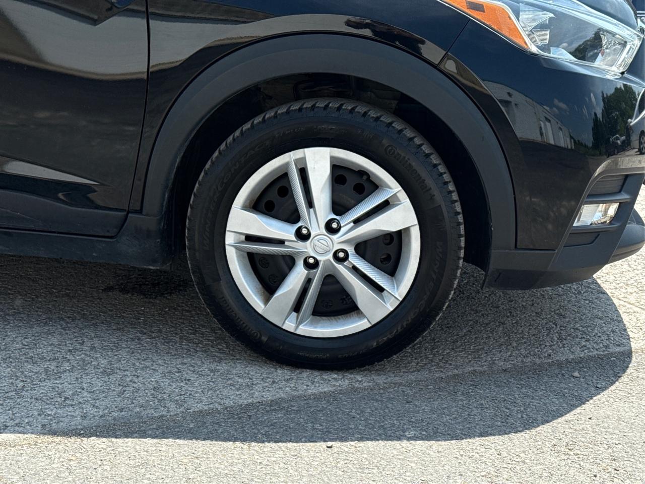 2020 Nissan Kicks BACK-UP CAMERA MINT WE FINANCE ALL CREDIT Photo