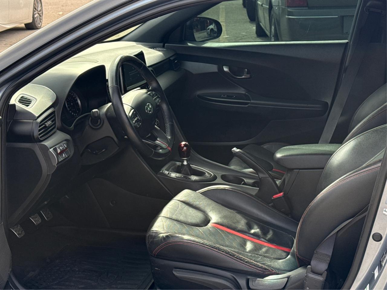 2019 Hyundai Veloster Turbo Tech LEATHER PANOROOF WE FINANCE ALL CREDIT! Photo