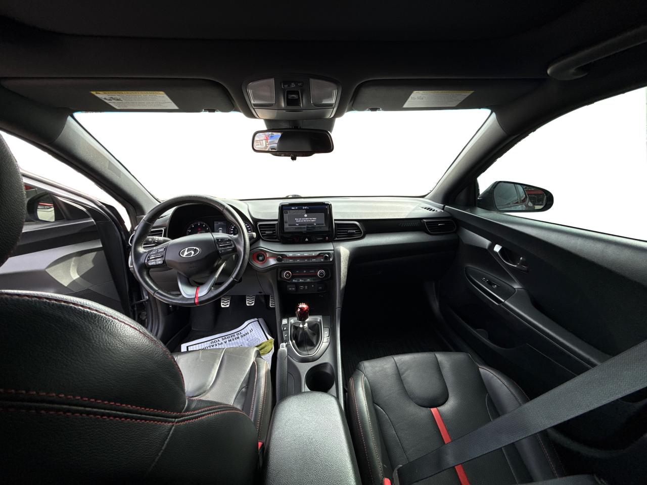 2019 Hyundai Veloster Turbo Tech LEATHER PANOROOF WE FINANCE ALL CREDIT! Photo